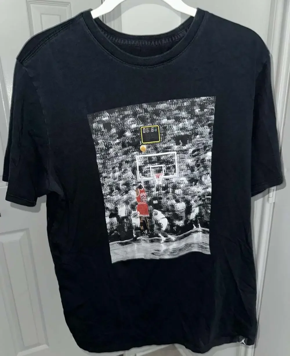 Jordan Brand Last Shot Graphic T-Shirt